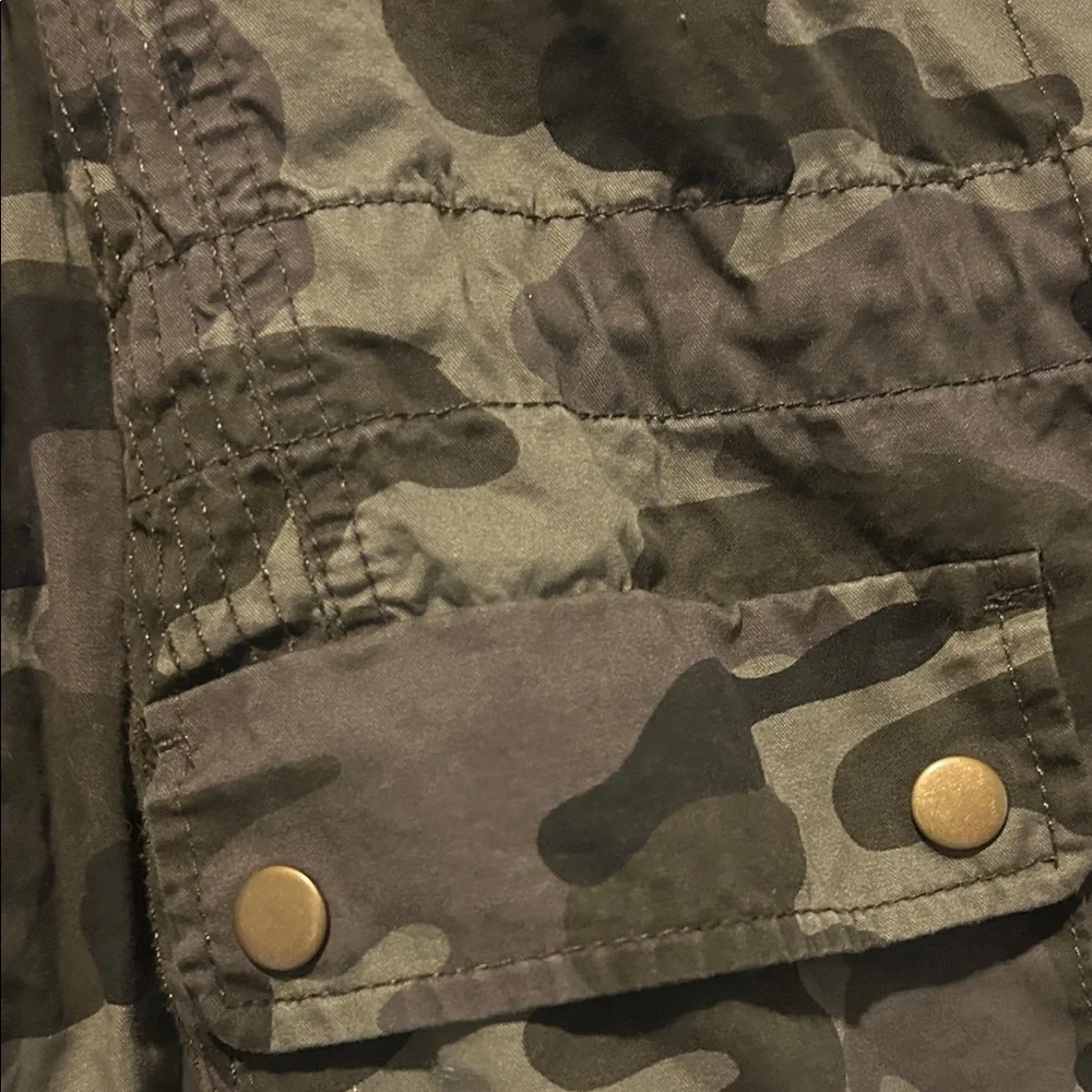 Love Tree Women's Camouflage Jacket - Picture 6 of 9